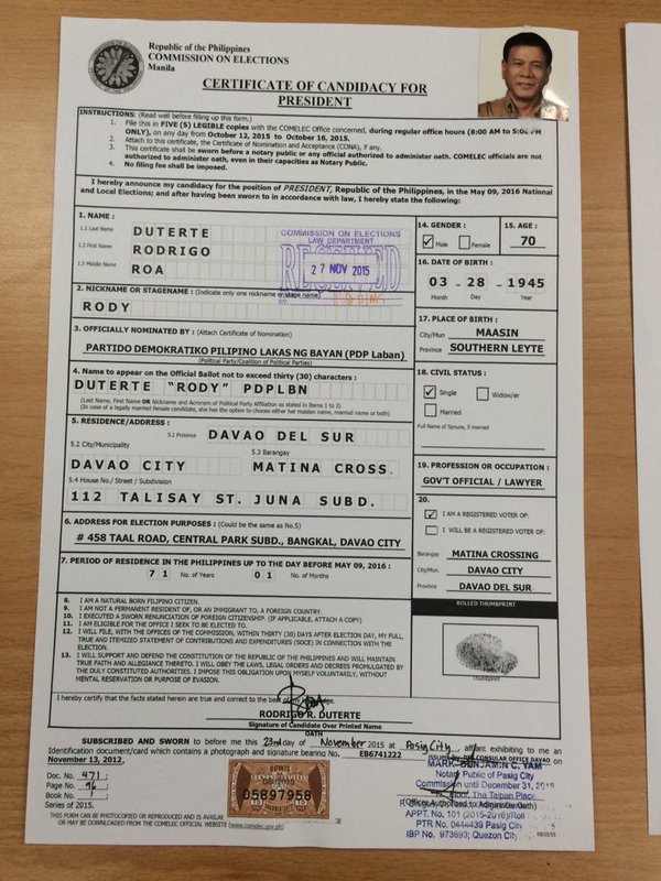The certificate of candidacy for president of Davao City Mayor Rodrigo Duterte. JOCELYN UY/PHILIPPINE DAILY INQUIRER