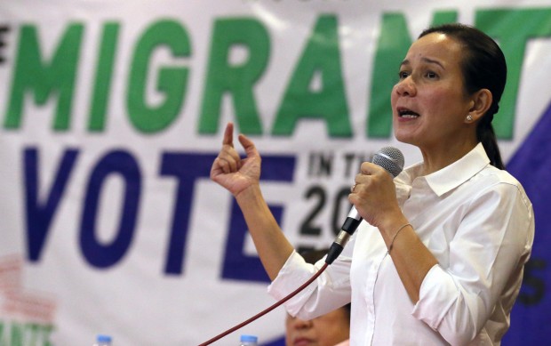 GRACE POE/DEC.18,2015 Presidential candidate Senator Grace Poe answers questions during the Migrante event held at UP Diliman College of Law, QC during International Migrants Day. INQUIRER PHOTO/RAFFY LERMA