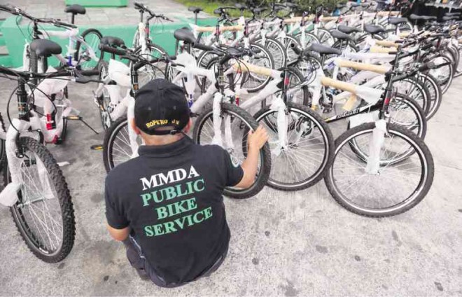 THE MMDA hopes to turn around the waning interest in its  bike-sharing program with these 40 new mountain bikes.  GRIG C. MONTEGRANDE