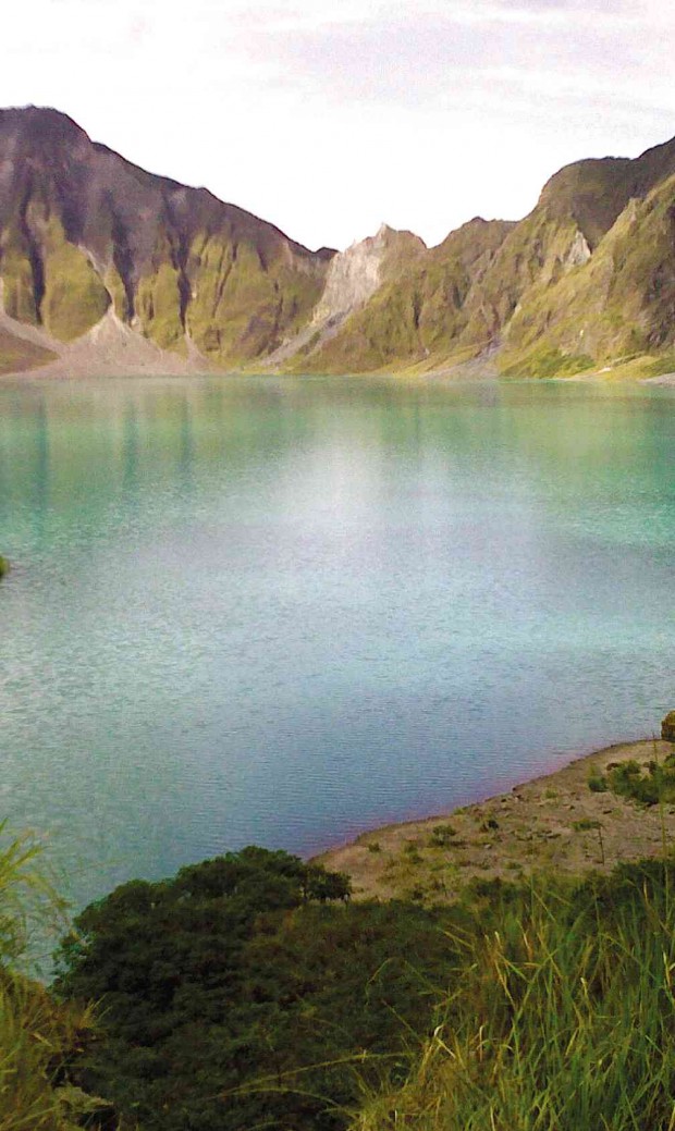 WHEN Mt. Pinatubo let out its strongest blast on June 15, 1991, and choked out the earth and mud in the earth’s bowels, this lake is what it left on the crater. The crater lake has since become a major tourist attraction in Central Luzon. TONETTE OREJAS/INQUIRER CENTRAL LUZON