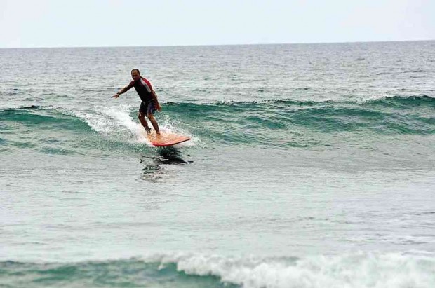 ‘SURFER GENERAL’ The newly named Acting Solicitor General Florin Hilbay riding the waves during one of his weekend surfing breaks in Zambales. “Floating on water,” he says, “during sunset or sunrise… It’s the closest thing to a spiritual experience.” FLORIN HILBAY’S FACEBOOK PAGE 