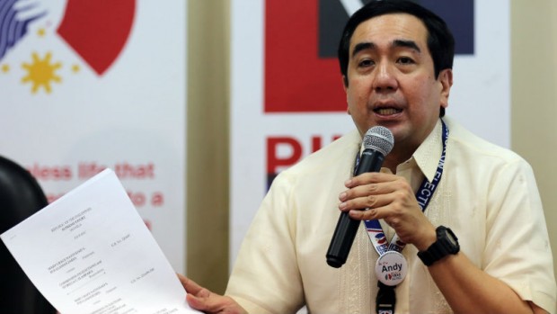 Commission on Election (COMELEC) chair Andres Bautista during a press conference at Intramuros, Manila ehere they filed a motion for the oral arguments to be set on January 14 instead of January 19. INQUIRER PHOTO/RAFFY LERMA