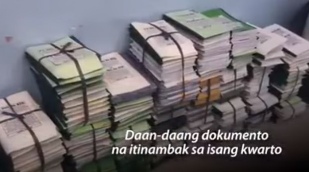 The folders of evidence Vice President Jejomar Binay claimed he presented to Senate in his political advertisement. YOUTUBE SCREENGRAB