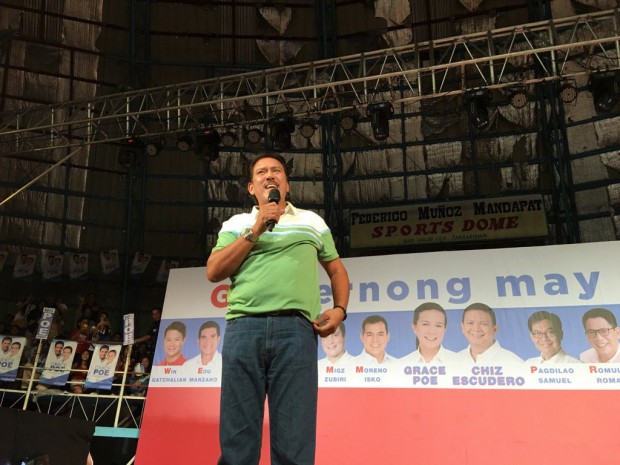 Sen. Vicente "Tito" Sotto III speaks at a proclamation rally in San Carlos City, Pangasinan, on Friday. MAILA AGER/INQUIRER.net