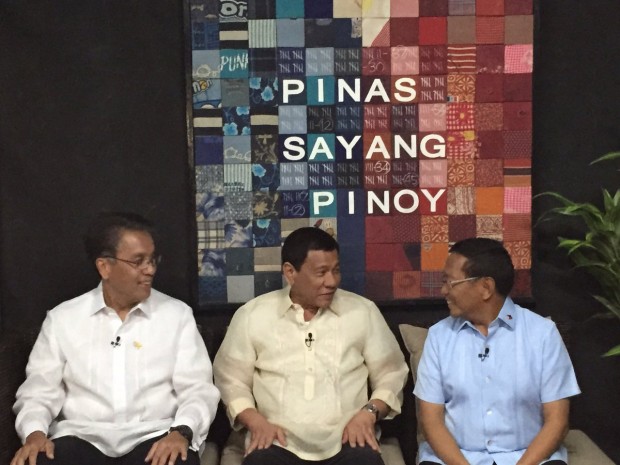 Former Interior Secretary Manuel “Mar” Roxas II, Davao City Mayor Rodrigo Duterte and Vice President Binay. PHOTO BY KRISTINE ANGELI SABILLO