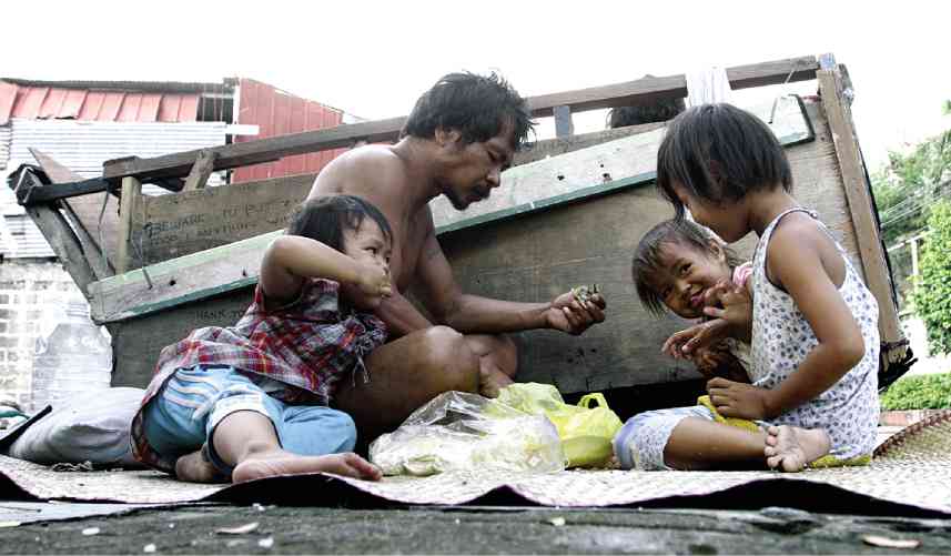 example of poverty in the philippines