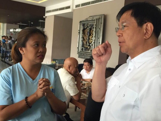 Former senator Panfilo "Ping" Lacson on Monday bumps into Sen. Nancy Binay at the Royce Hotel and Casino in Clark, Pampanga, where Binay saw former Makati vice mayor Ernesto Mercado in a casino spree while under witness protection. Photo from Jejomar Binay's campaign staff.