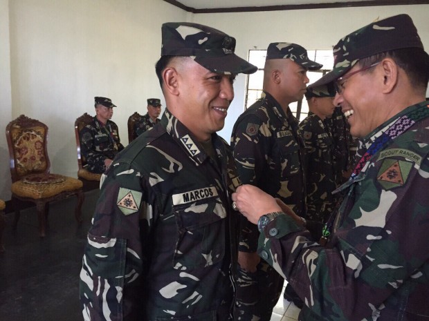Twenty soldiers were given medals and five troops from a special unit were given a meritorious promotion for the military's weeklong operations in Lanao del Sur. AFP chief Gen. Hernando Iriberri visited the soldiers at the 103rd Brigade headquarters in Marawi./ AFP PAO 