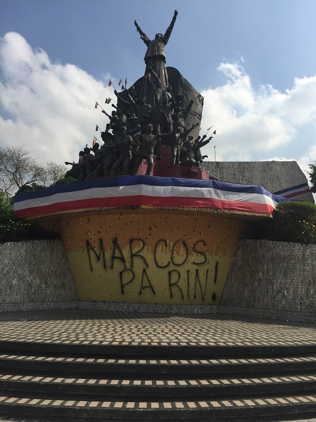 The Edsa People Power Monument defaced with graffiti. PHOTO BY CELSO SANTIAGO of EDSA PEOPLE POWER COMMISSION