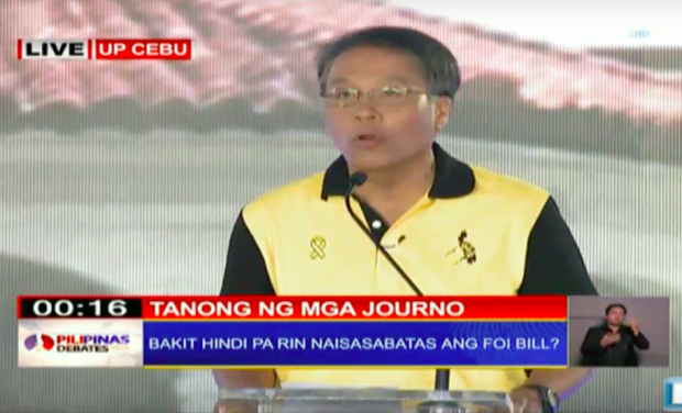 Presidential aspirant Mar Roxas answers questions on corruption. SCREENGRAB FROM TV5