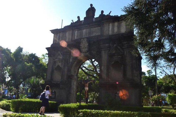 UST Arch of the centuries