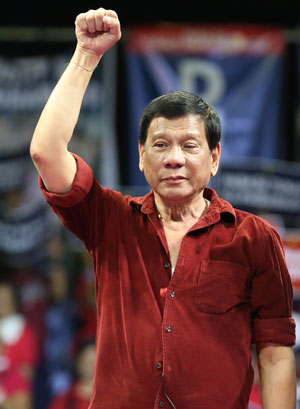 FRONT-RUNNER Davao City Mayor Rodrigo Duterte has topped a Social Weather Stations survey for the first time since the election campaign began on Feb. 9, overtaking Sen. Grace Poe in the presidential race. MARIANNE BERMUDEZ