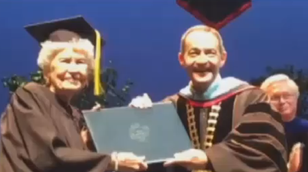 90-year-old cancer patient receives college degree