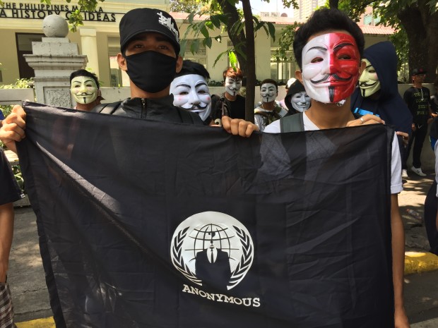 Members of Anonymous Philippines outside the Department of Justices (DOJ)/Tetch Torres-Tupas, INQUIRER.net