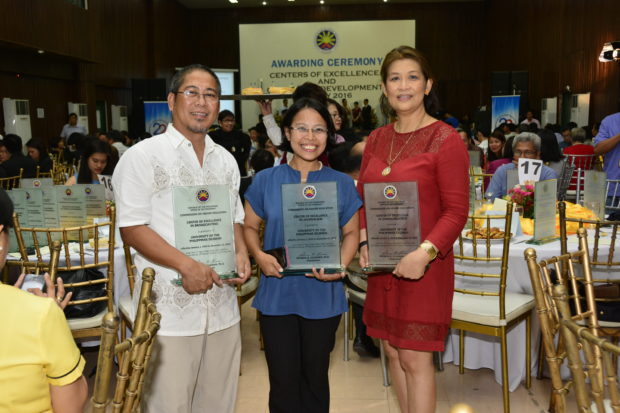 L-R: Dr. Eli Guieb, Chair of the Department of Broadcast Communication; Prof. Evelyn Katigbak, Chair of the Department of Journalism, and Dean Neny Pernia of the Department of Communication Research. 