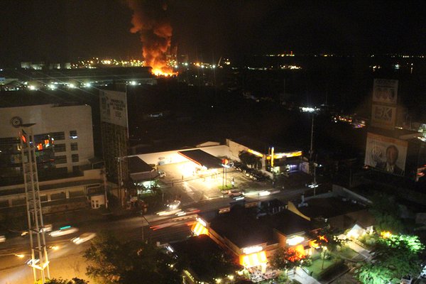 Fire hits a residential area in Cagayan de Oro City. PHOTO CONTRIBUTED BY NIKO BATALLONES