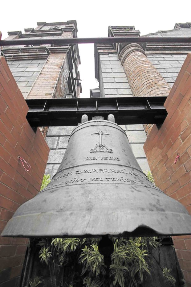 THE LONG-LOST San Pedro Bell had been reinstalled in front of Saints Peter and Paul Church in Bauang,  La Union province.     RICHARD BALONGLONG/INQUIRER NORTHERN LUZON 