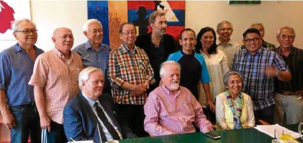 PEACEMAKERS Communist Party of the Philippines founder Jose Maria Sison (standing, fourth from left) and other participants in the peace talks pose for a historic photo. CONTRIBUTED PHOTO