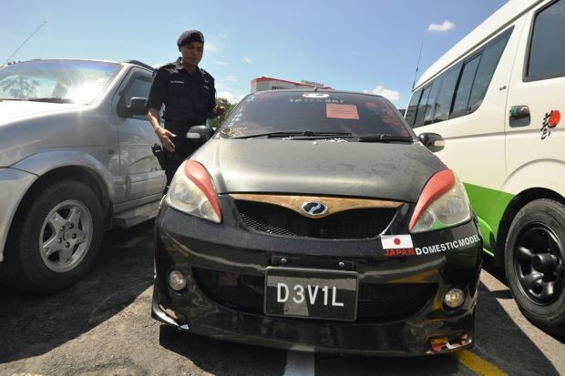 He said investigations found that the Perodua Viva vehicle owned by the driver did not have valid road tax and he had been driving the vehicle for the last three months from his home in Kinarut to his workplace in Likas here.