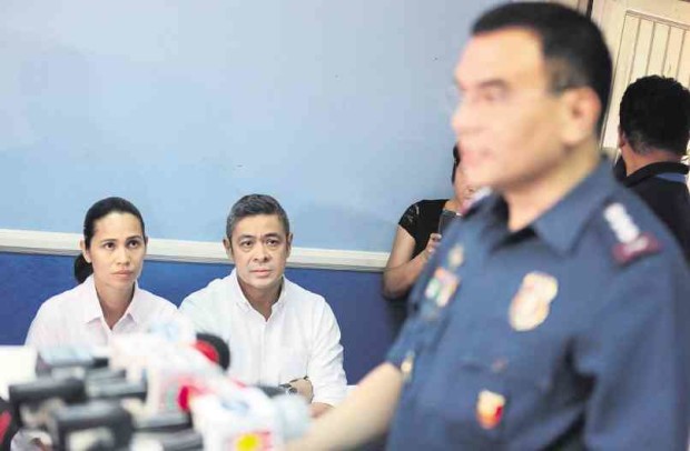 CELEBRITY couple Maricel Laxa and Anthony Pangilinan appear on Wednesday at a Camp Crame briefing conducted by Senior Supt. Guillermo Lorenzo Eleazar (right) regarding the arrest of identity theft suspect Myca Acobo Aranda.  PHOTO BY GRIG C. MONTEGRANDE