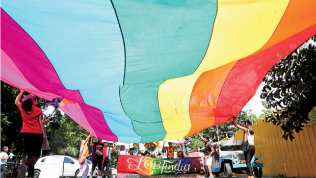 Members of the LGBT participate in a Pride March along Kalaw, in Manila following the deadly shooting in an Orlando gay club in the U.S. which killed 49 people.  INQUIRER FILE PHOTO/ MARIANNE BERMUDEZ