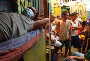 Overcrowded jails in the provinces. (CDN FILE PHOTO/ADOR MAYOL)