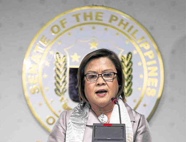  UNDAUNTED  Sen. Leila de Lima faces  reporters to respond to President Duterte’s latest tirades against her. LYN RILLON 