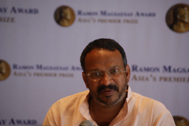 Bezwada Wilson answers queries from the media. PHOTO by Gianna Francesca Catolico/INQUIRER.net