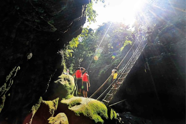 THE QUITINDAY underground river and falls in Jovellar town in Albay are among the hidden gems of the province that have been steadily attracting tourists in the last few years. MARK ALVIC ESPLANA/INQUIRER SOUTHERN LUZON