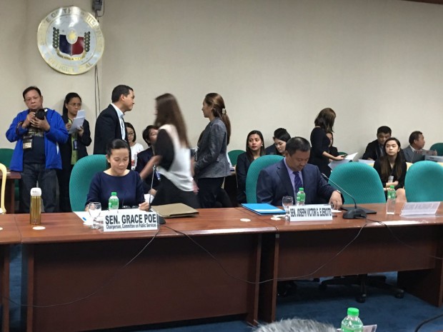 Senator Grace Poe leads the Senate probe on the proposed emergency powers for President Rodrigo Duterte to address the traffic crisis in the country. MAILA AGER/INQUIRER.net