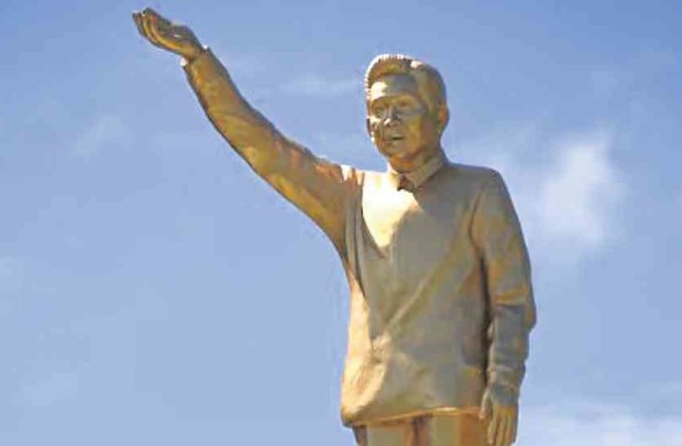Marcos statue