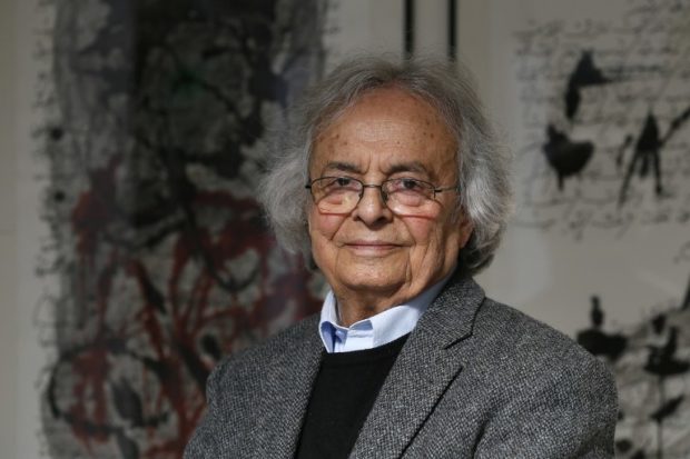 Syrian poet  and literary critic Ali Ahmed Saïd Esber aka "Adonis" poses, on March 23, 2015 in Paris.  AFP PHOTO / PATRICK KOVARIK / AFP PHOTO / PATRICK KOVARIK