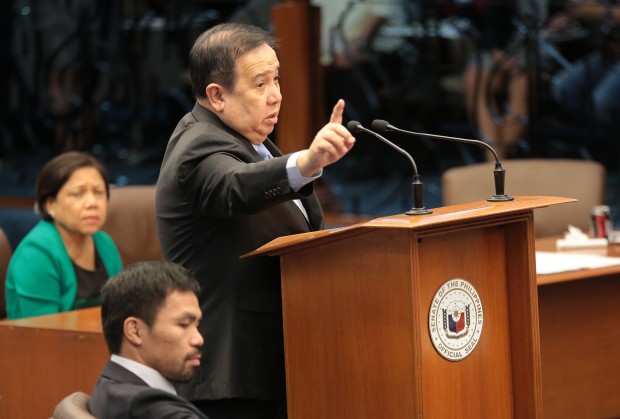 SENATE SESSION / SEPTEMBER 19, 2016 Senator Richard Gordon speaks after accepting the chairmanship of the Committee on Human Rights and Justice on Monday, September 19, 2016.  The senate ousted Sen. Leila De Lima as its chairman. INQUIRER PHOTO / GRIG C. MONTEGRANDE