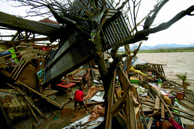 AFTERMATH SUPERTYPHOON LAWIN / OCTOBER 20, 2016Destroyed house along the swollen Pinancauanan River due to strong wind Supertyphoon Lawin along Campos St Tuguegarao, Cagayan.INQUIRER PHOTO / RICHARD A. REYES 