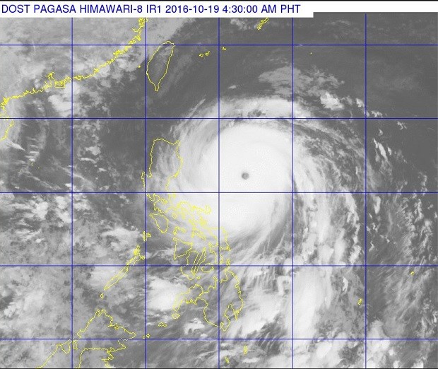 Typhoon 'Lawin' looms large east of Luzon as it nears expected landfall over Cagayan. PAGASA SATELLITE PHOTO