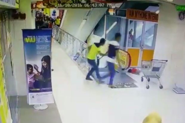 A screengrab from CCTV footage of the incident. THE STAR ONLINE/ASIA NEWS NETWORK