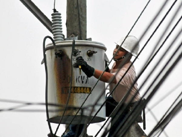 Power lines (INQUIRER FILE PHOTO)