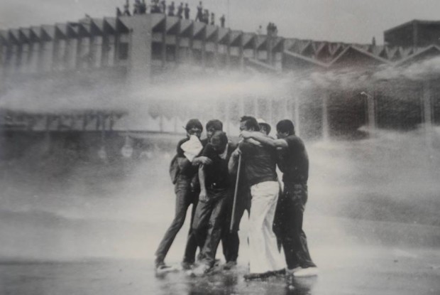 Police hit protesters with water cannons during the violent dispersal of a rally at Welcome Rotunda on September 27, 1984. Photo courtesy of Lito Ocampo.
