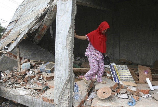 Indonesia Earthquake, homeless