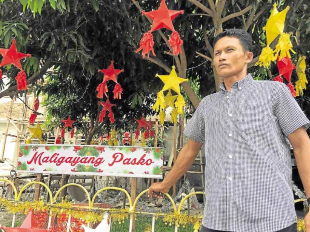 Christmas is indeed a season for renewal and new directions for Benjie Sumiller, one of the 700 Muntinlupa residents who have entered a reintegration program for drug users.—DEXTER CABALZA