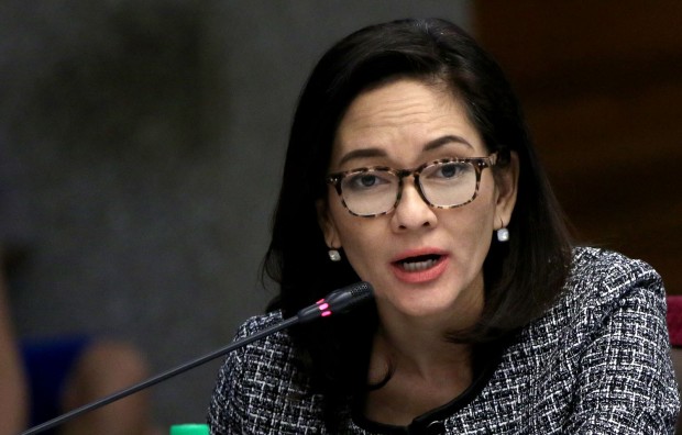 SENATE PROBE ON DRUG WAR / AUGUST 22, 2016 Senator Risa Hontiveros during the hearing of Committee on Justice and Human Rights at the Senate in Pasay City on alleged extra judicial killings amid the government campaign against illegal drugs. INQUIRER PHOTO / RICHARD A. REYES