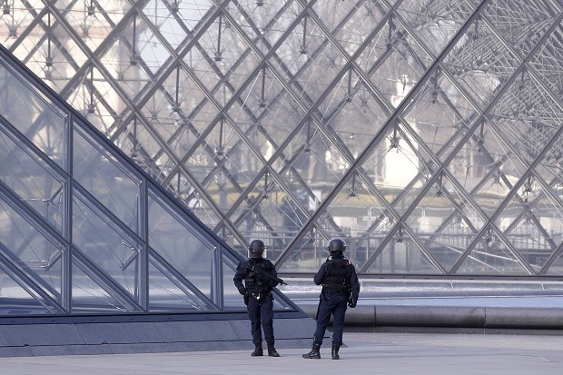 France, Louvre, attack