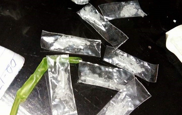 Packets of shabu seized during a raid at the Cebu Provincial Detention and Rehabilitation Group in Cebu City. CONTRIBUTED PHOTO / MERLIE DACUNOS CEBU PROVINCIAL POLICE OFFICE