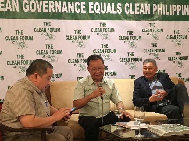 PDEA chief Isidro Lapeña (center) at Clean Forum in Manila Hotel.
