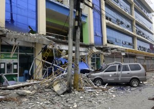 Surigao City building with debris after earthquake - 11 Feb 2017