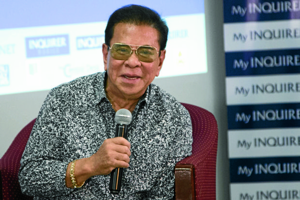                Former Governor Luis "Chavit" Singson and Mr Universe at the PDI Office for the Meet the Inquirer Forum.                                     INQUIRER PHOTO/ ALEXIS CORPUZ