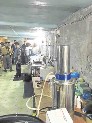 This underground “shabu” laboratory was busted by the PDEA in Magalang, Pampanga, on Sept. 9, 2016. The seven Chinese suspects used a piggery and an animal feeds factory as a cover. —TONETTE T. OREJAS