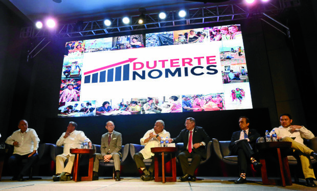 FORUM SPEAKERS The Duterte administration’s economic managers attend “The Dutertenomics Forum” at Conrad Hotel. —MARIANNE BERMUDEZ