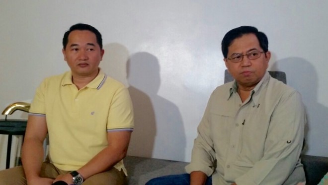 Senior Superintendent Eduardo Acierto and Chief Inspector Nelson Bautista. (Photo courtesy of UNTV.) 