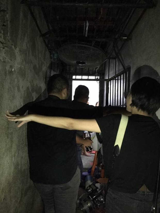 The Commission on Human Rights (CHR) raids Manila Police Station I "lock up cell" where drug suspects allegedly used by cops as milking cow are detained. Photo by Aie Balagtas See/Inqui 